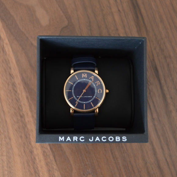 🆕 MARC JACOBS Classic Watch - Picture 8 of 8